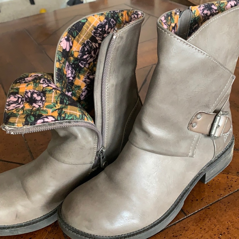 Blowfish boots. Grey. Comfortable and soft on inside!